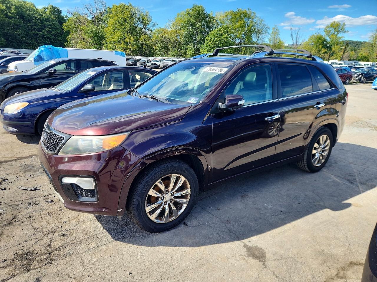 2011 KIA SORENTO SX | 5XYKWDA21BG176549 | UPCARS