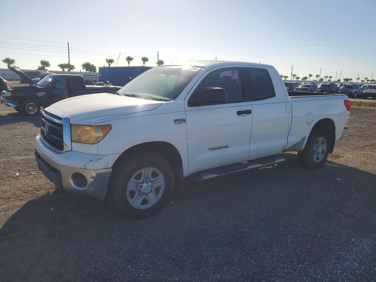 2013 TOYOTA TUNDRA DOUBLE CAB SR5 | 5TFUW5F12DX297198 | UPCARS