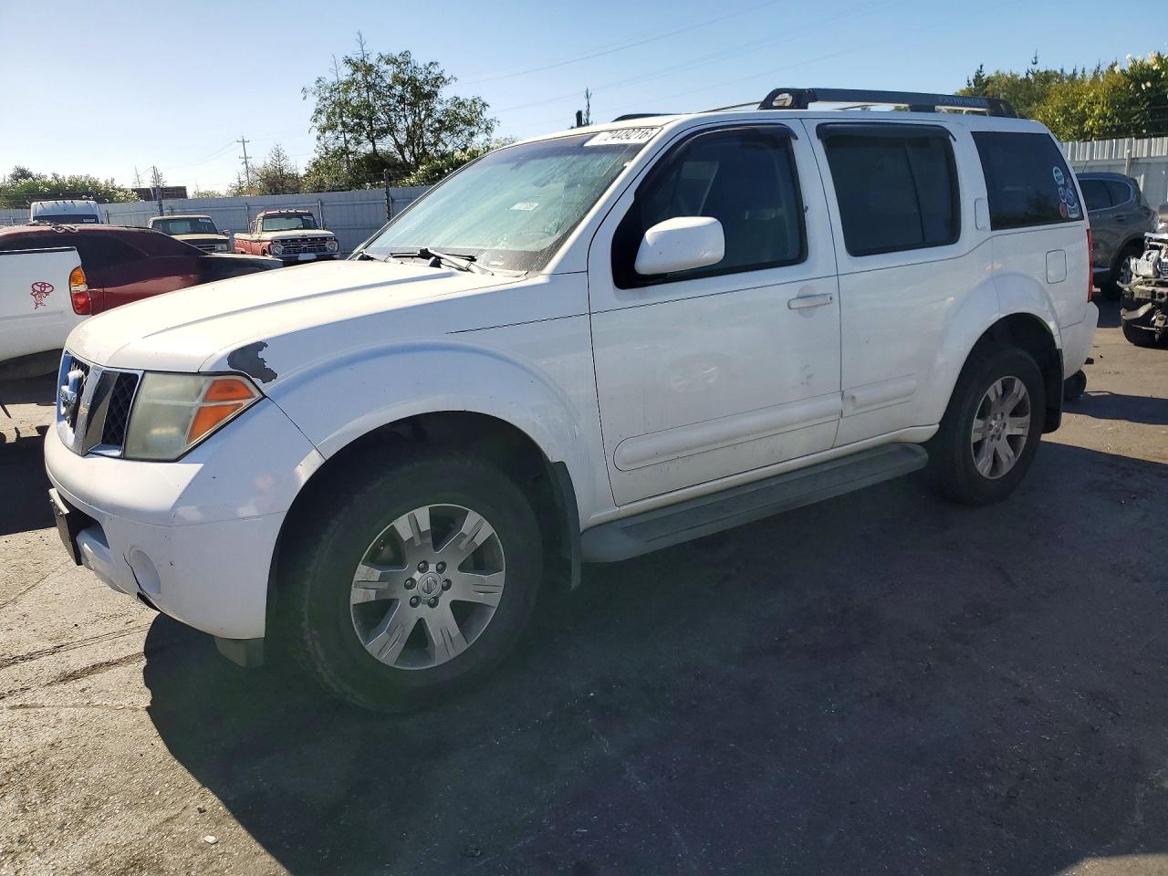 2005 NISSAN PATHFINDER XE | 5N1AR18W65C754840 | UPCARS