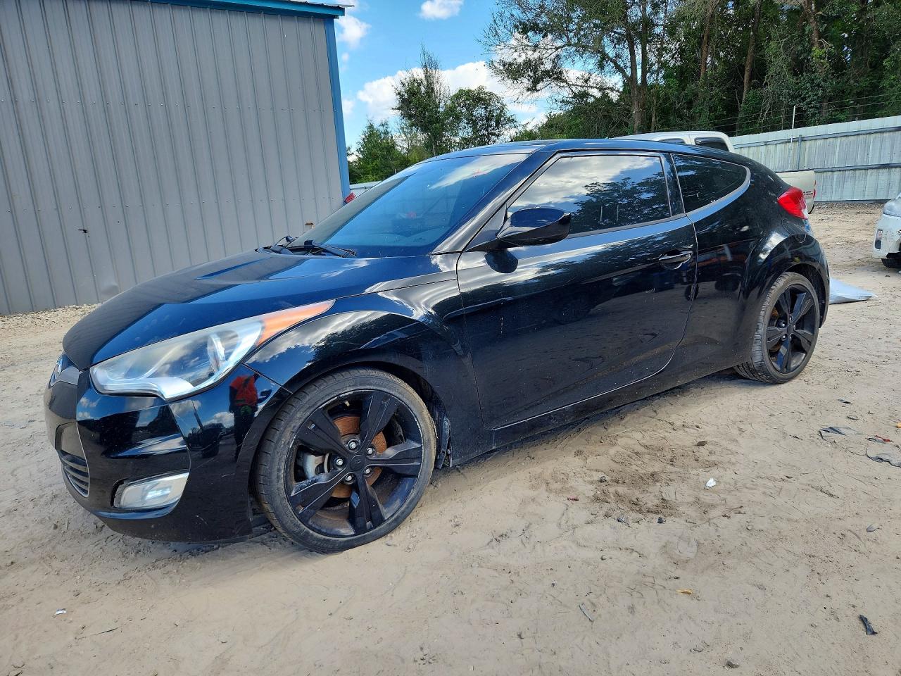 2017 HYUNDAI VELOSTER VALUE EDITION | KMHTC6AD5HU320679 | UPCARS