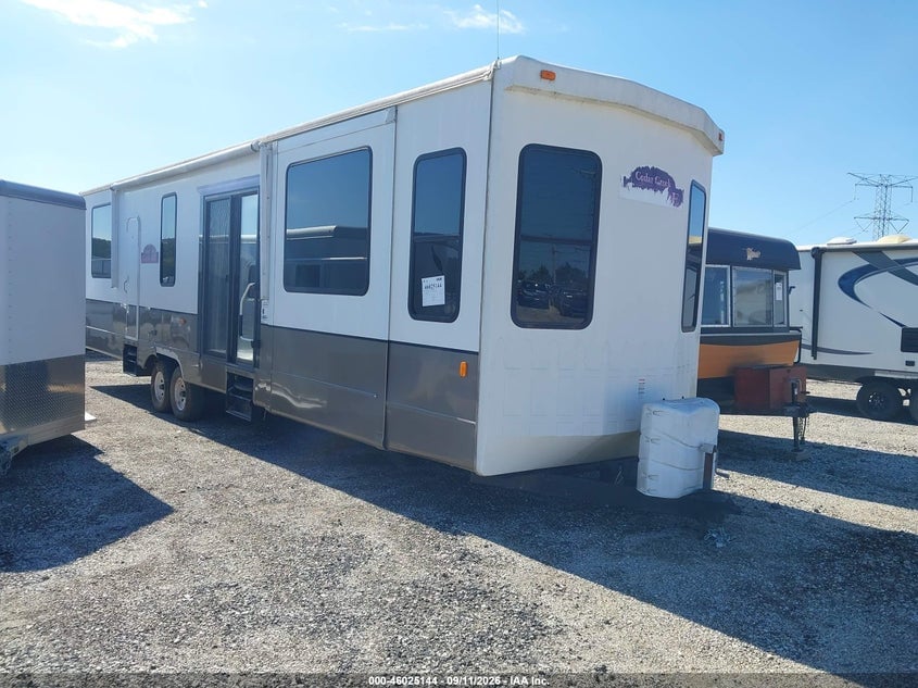 2011 FOREST RIVER CEDAR CREEK COTTAGE DESTINATION 40CBS TRAVEL TRAVEL | 4X4TCRS25BS204219 | UPCARS