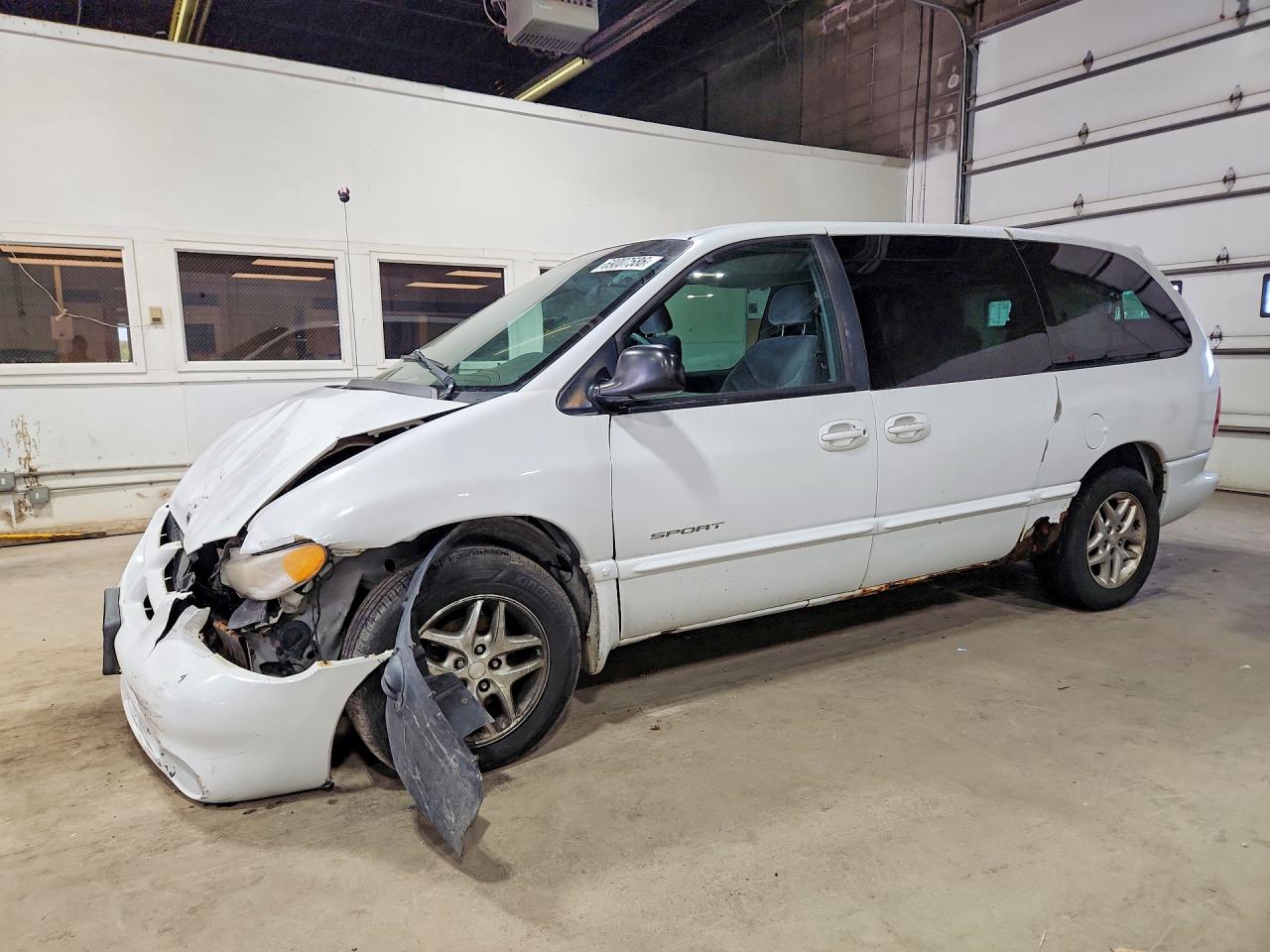 2000 DODGE CARAVAN SE | 1B4GP44G9YB807218 | UPCARS
