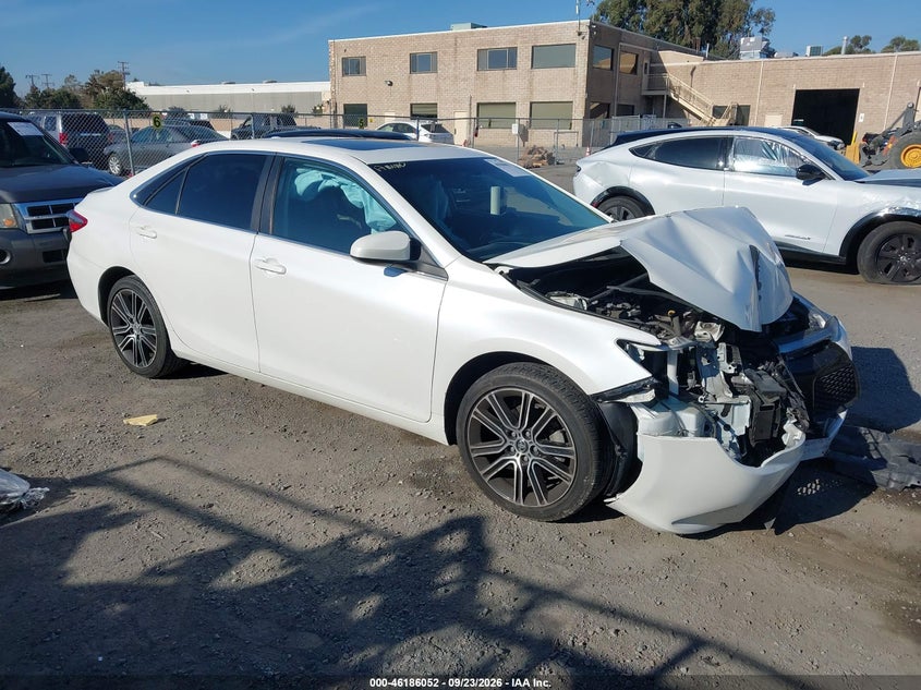 2016 TOYOTA CAMRY SE | 4T1BF1FK6GU513130 | UPCARS