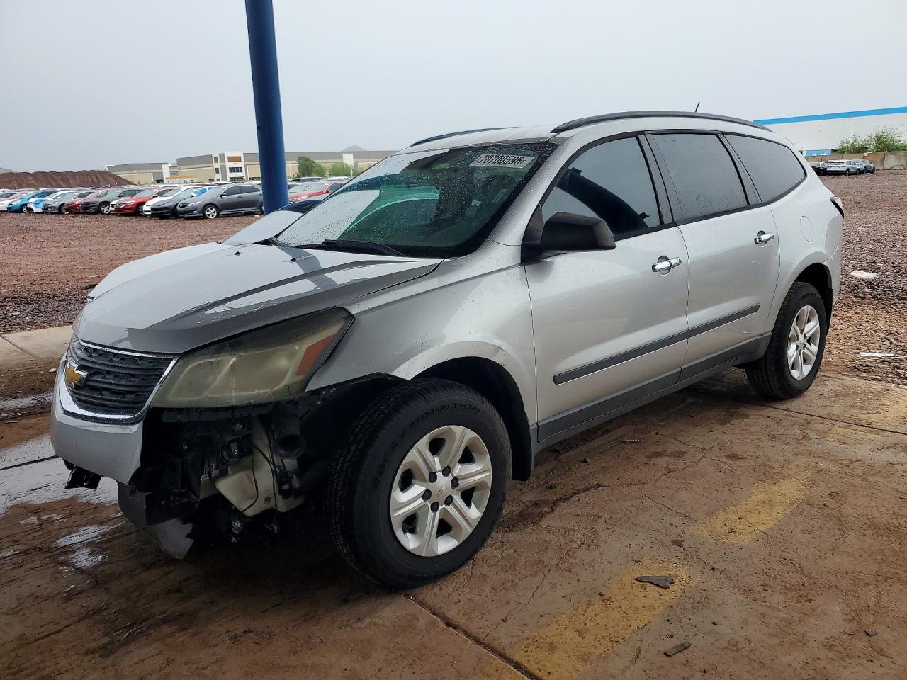 2015 CHEVROLET TRAVERSE LS | 1GNKRFED4FJ172829 | UPCARS