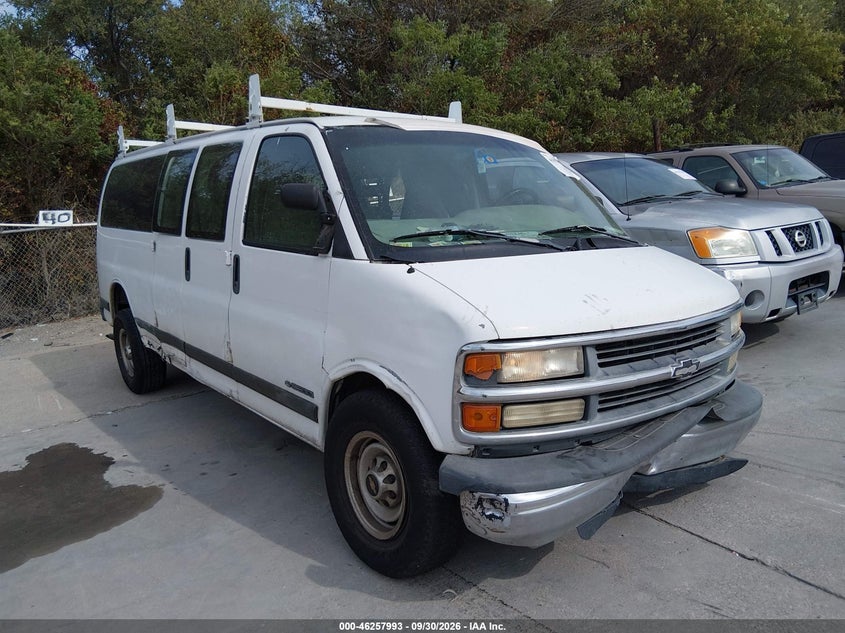 2001 CHEVROLET EXPRESS | 1GAHG39R711181197 | UPCARS