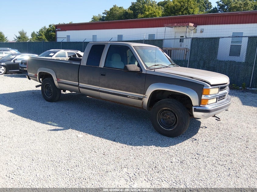 2000 CHEVROLET K2500 | 1GCGK29R0YF476148 | UPCARS
