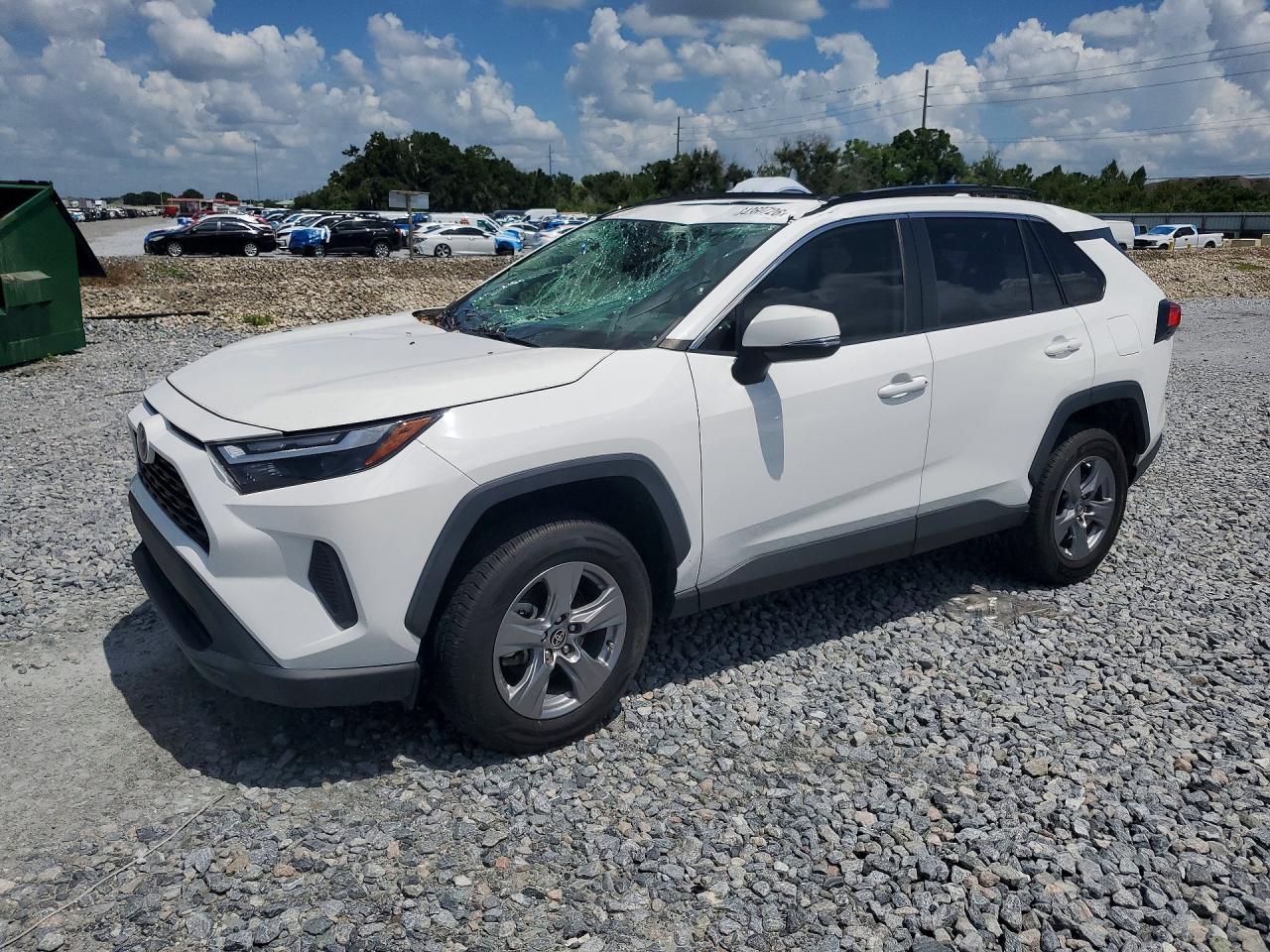 2022 TOYOTA RAV4 XLE | 2T3P1RFV1NC294242 | UPCARS