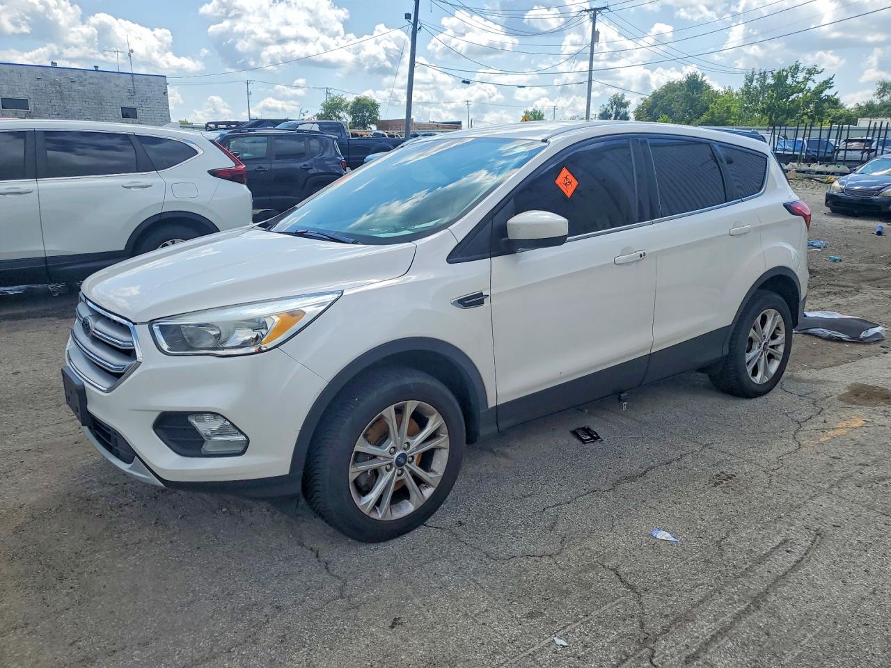 2019 FORD ESCAPE SE | 1FMCU9GD8KUB93052 | UPCARS