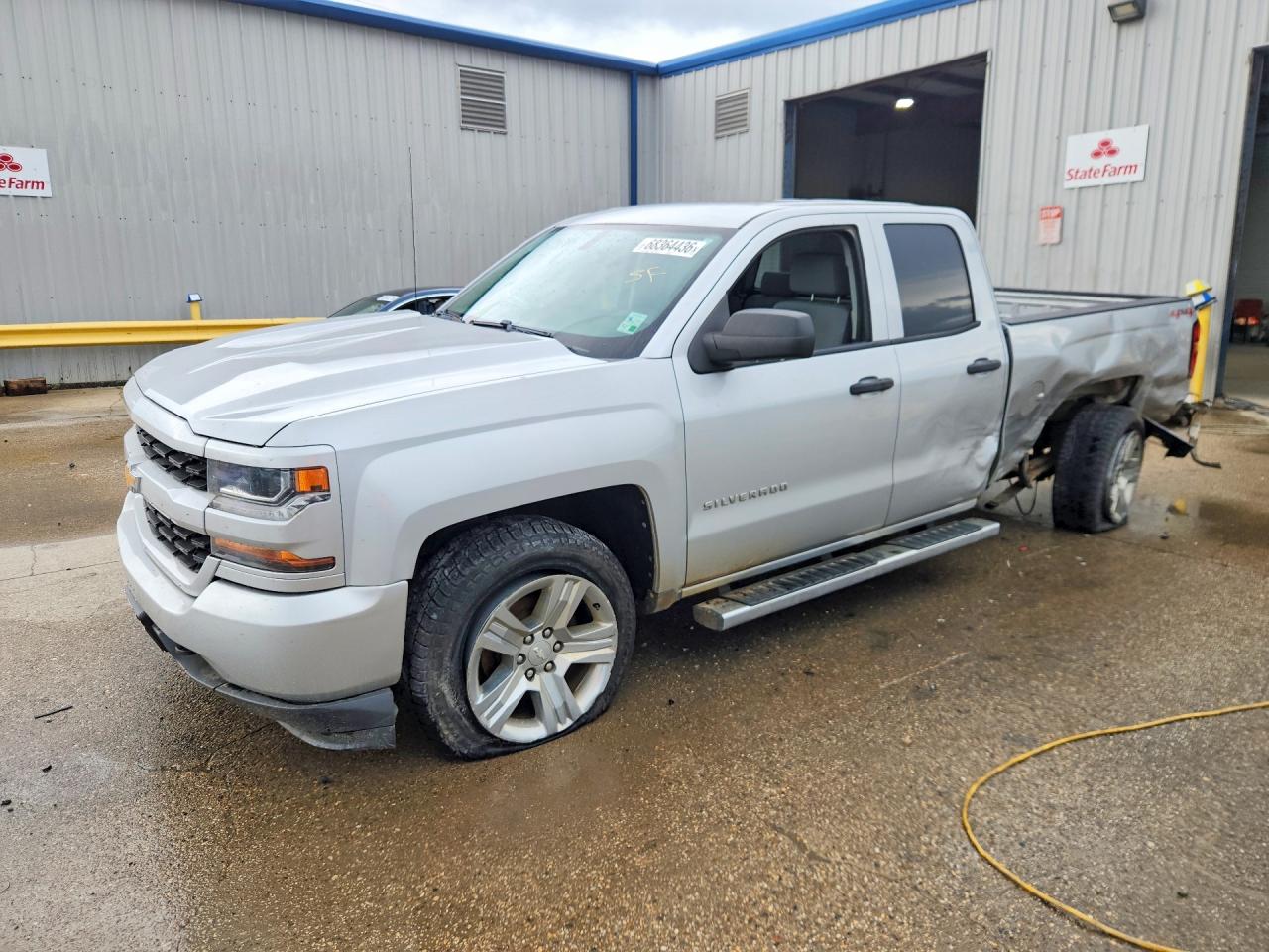 2017 CHEVROLET SILVERADO K1500 CUSTOM | 1GCVKPEC4HZ186547 | UPCARS