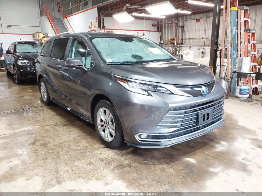 2025 TOYOTA SIENNA LIMITED | 5TDZSKFC2SS177633 | UPCARS