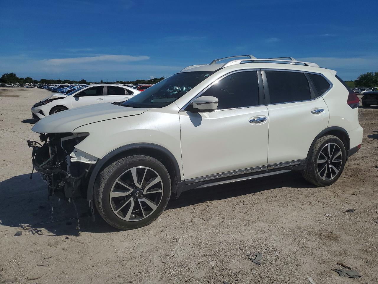 2019 NISSAN ROGUE SL | 5N1AT2MT0KC833919 | UPCARS