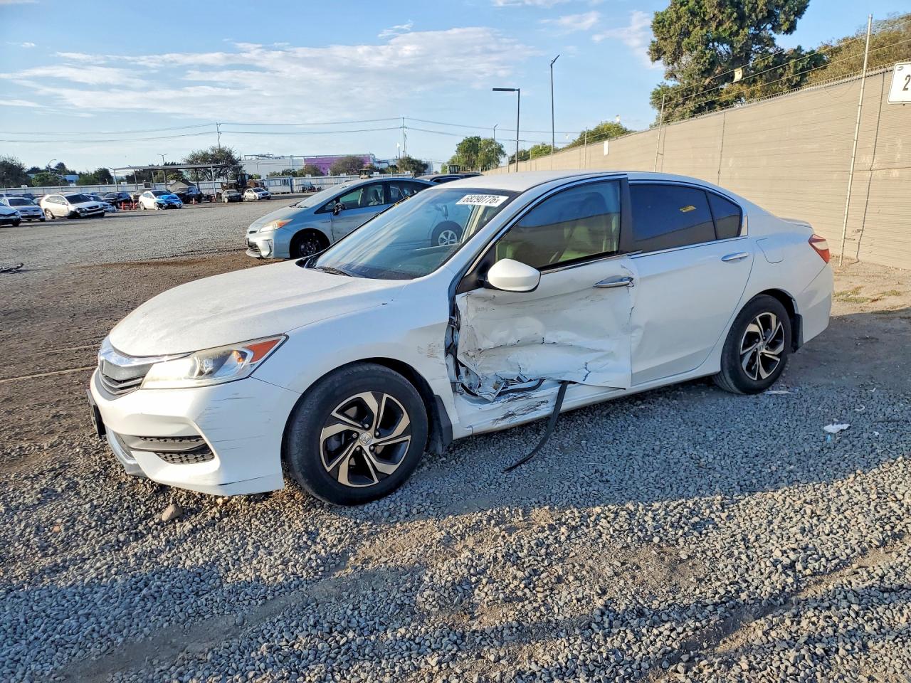2017 HONDA ACCORD LX | 1HGCR2F30HA123742 | UPCARS