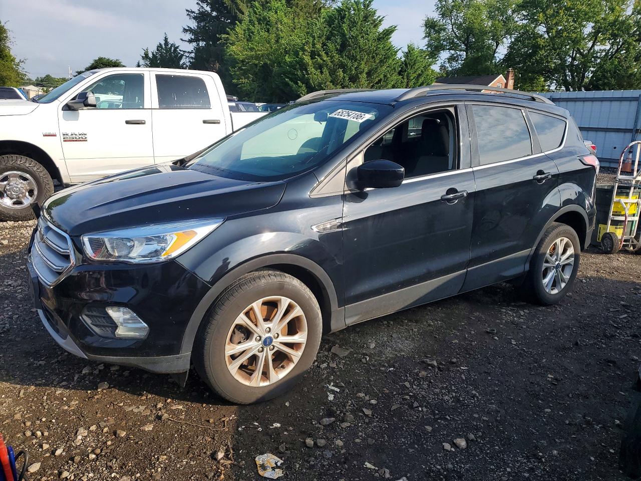 2018 FORD ESCAPE SE | 1FMCU9GD5JUD40233 | UPCARS