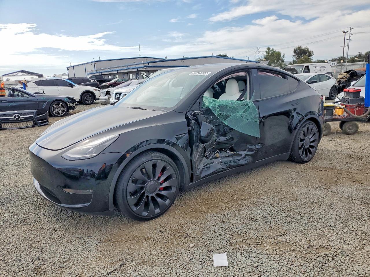 2023 TESLA MODEL Y | 7SAYGDEF0PF757868 | UPCARS