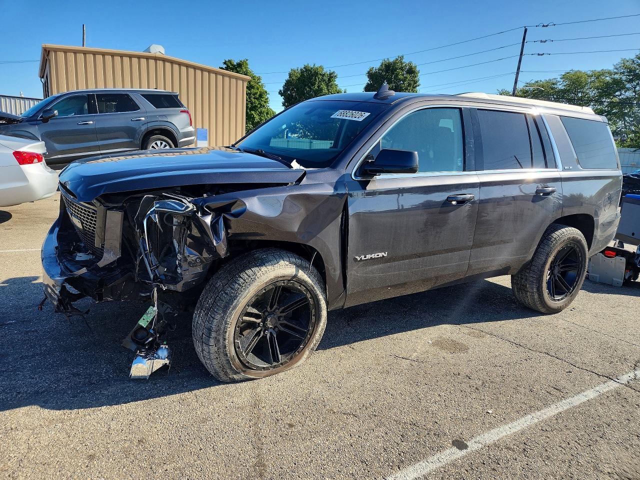 2016 GMC YUKON SLE | 1GKS2AKC2GR418523 | UPCARS