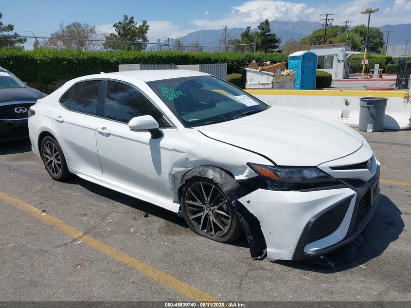 2024 TOYOTA CAMRY SE | 4T1G11AK1RU193889 | UPCARS