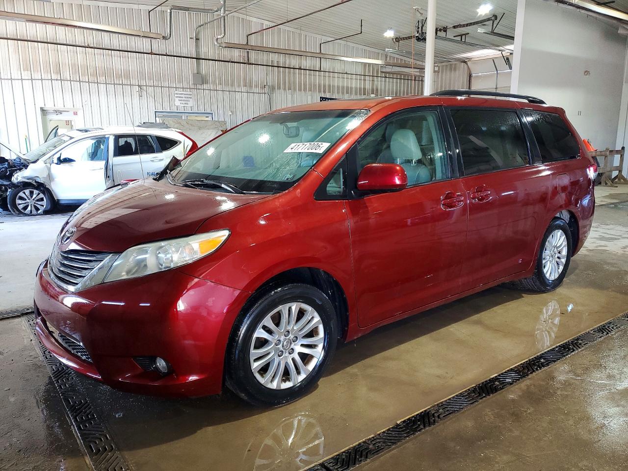 2012 TOYOTA SIENNA XLE 8-PASSENGER | 5TDYK3DC9CS272714 | UPCARS