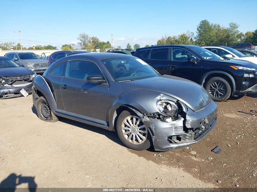 2012 VOLKSWAGEN BEETL ENTRY | 3VWFP7AT9CM646420 | UPCARS