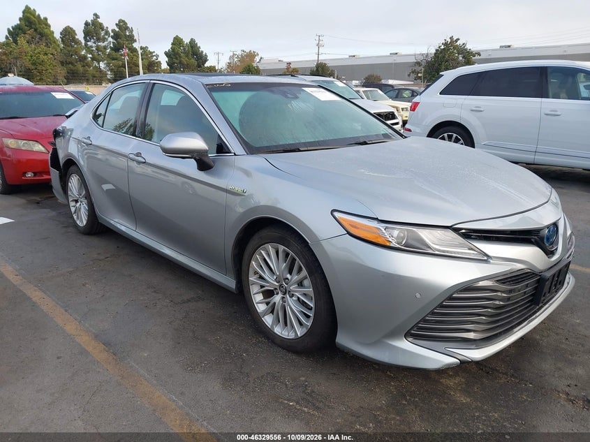 2018 TOYOTA CAMRY HYBRID XLE | 4T1B21HK2JU005141 | UPCARS