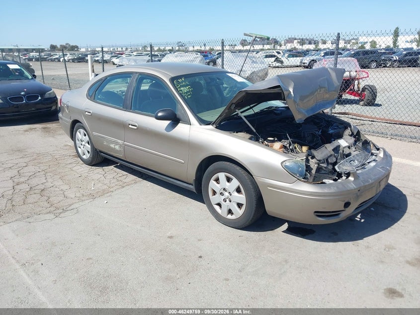 2005 FORD TAURU SE | 1FAFP53U05A107641 | UPCARS