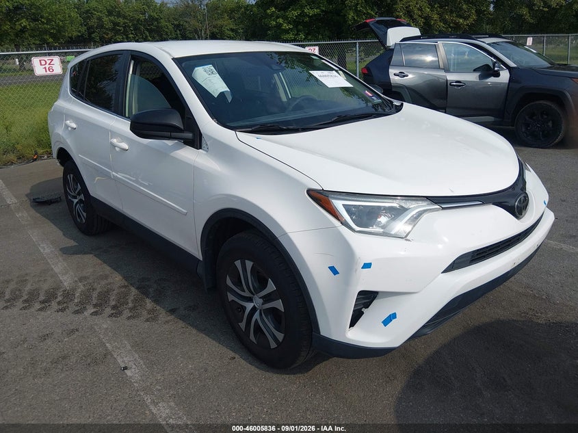 2018 TOYOTA RAV4 LE | JTMBFREV0JJ177496 | UPCARS