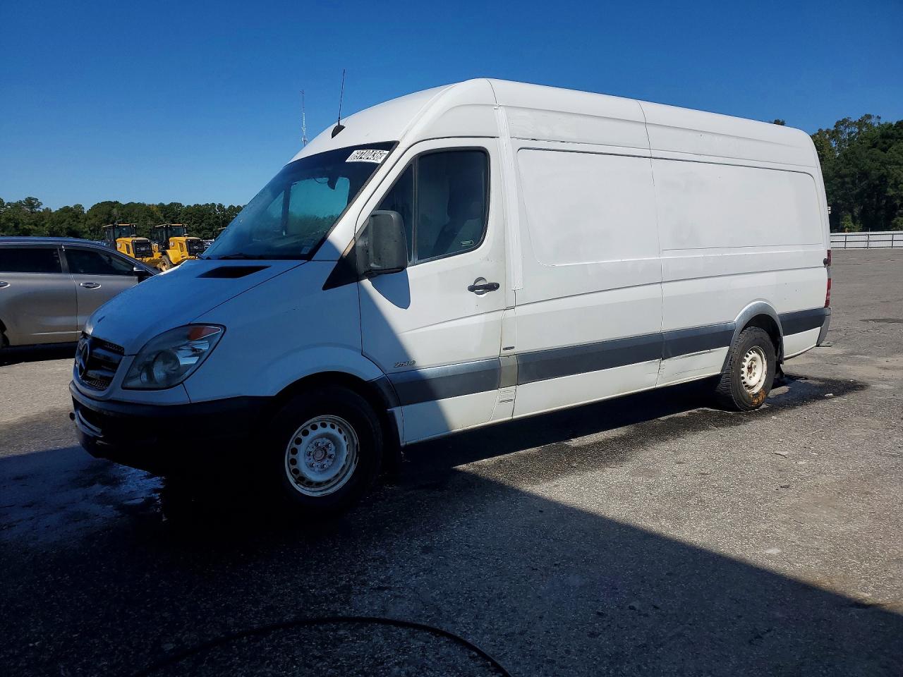 2011 MERCEDES-BENZ SPRINTER 2500 | WD3PE8CB2B5608520 | UPCARS