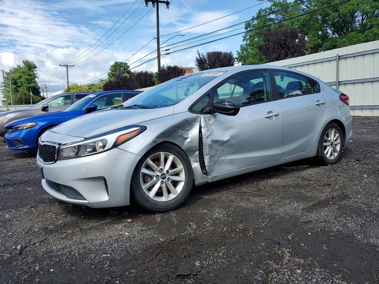 2017 KIA FORTE LX | 3KPFL4A79HE144170 | UPCARS