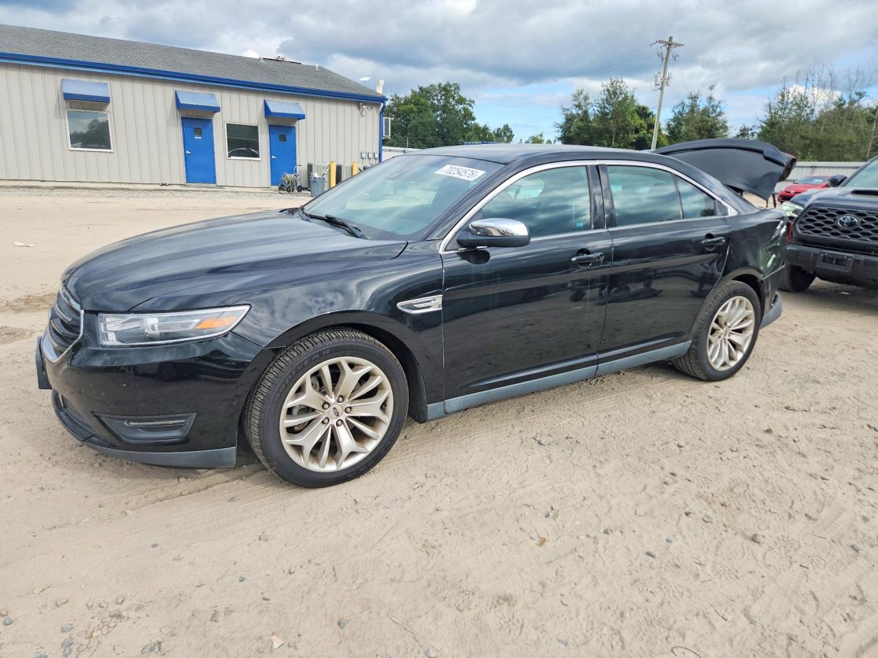 2017 FORD TAURUS LIMITED | 1FAHP2F86HG144278 | UPCARS