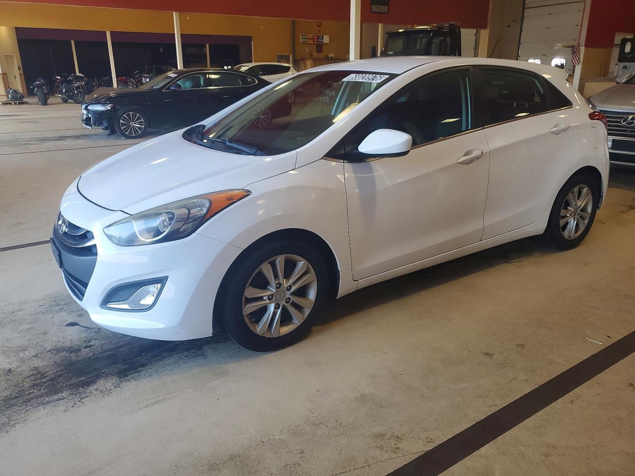 2014 HYUNDAI ELANTRA BASE | KMHD35LH5EU171961 | UPCARS