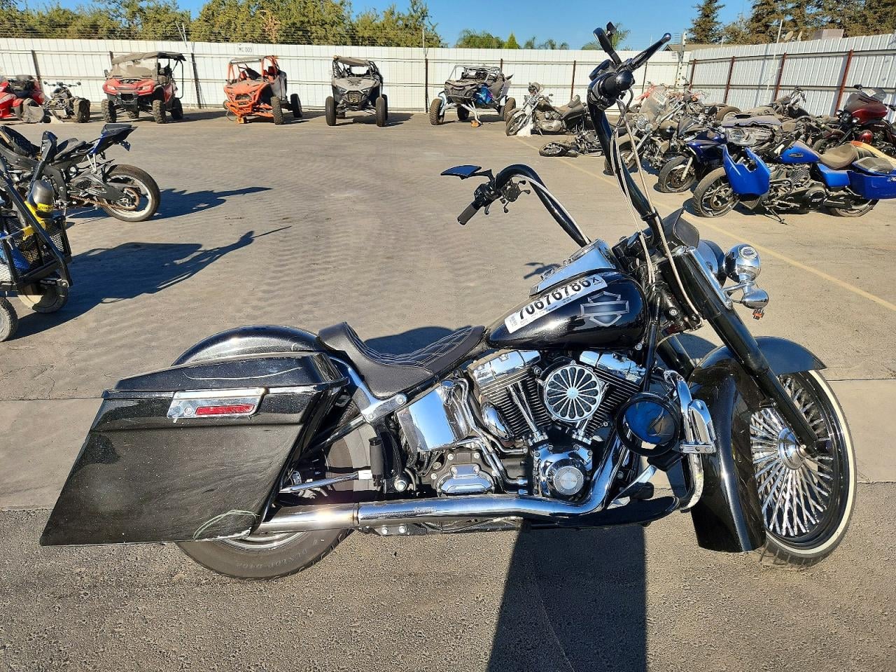 2011 HARLEY-DAVIDSON FL | 1HD1JD532BB019716 | UPCARS