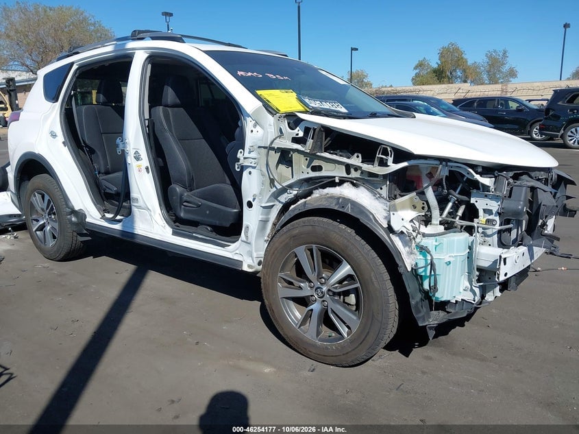 2018 TOYOTA RAV4 XLE | 2T3WFREV3JW427283 | UPCARS