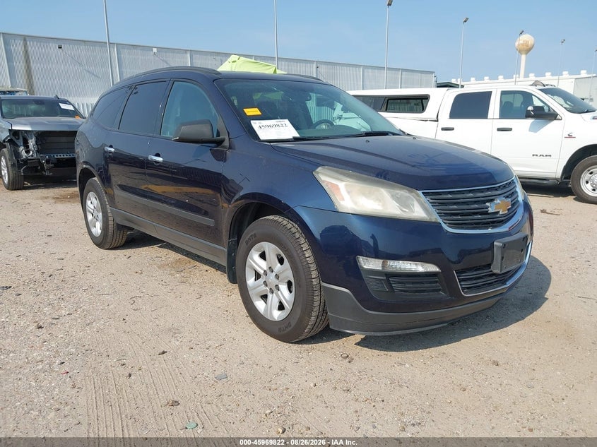 2015 CHEVROLET TRAVERSE LS | 1GNKRFED8FJ372886 | UPCARS