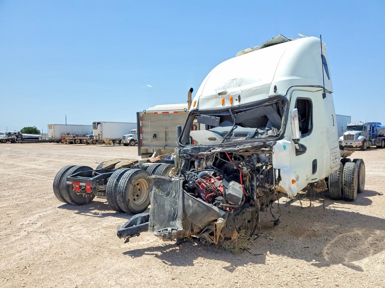 2014 FREIGHTLINER ALL OTHER SEMI TRUCK | 1FUJGLBG1ELFK8692 | UPCARS