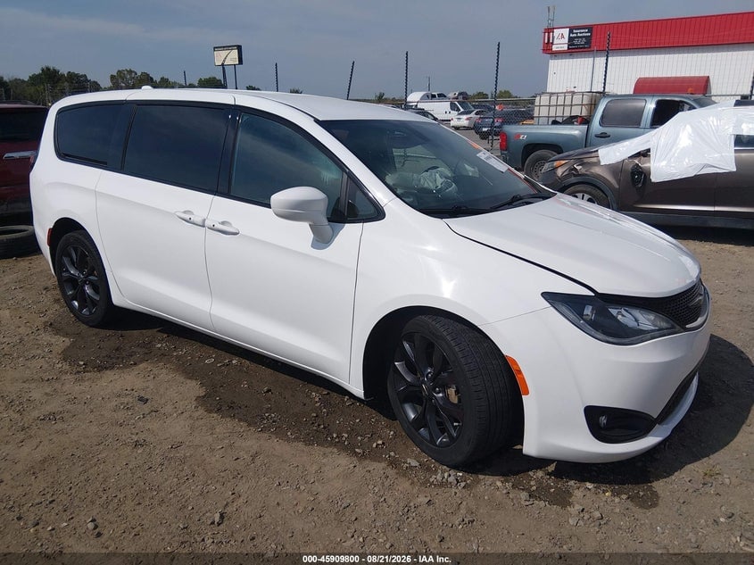 2020 CHRYSLER PACIFICA TOURING | 2C4RC1FG4LR183101 | UPCARS