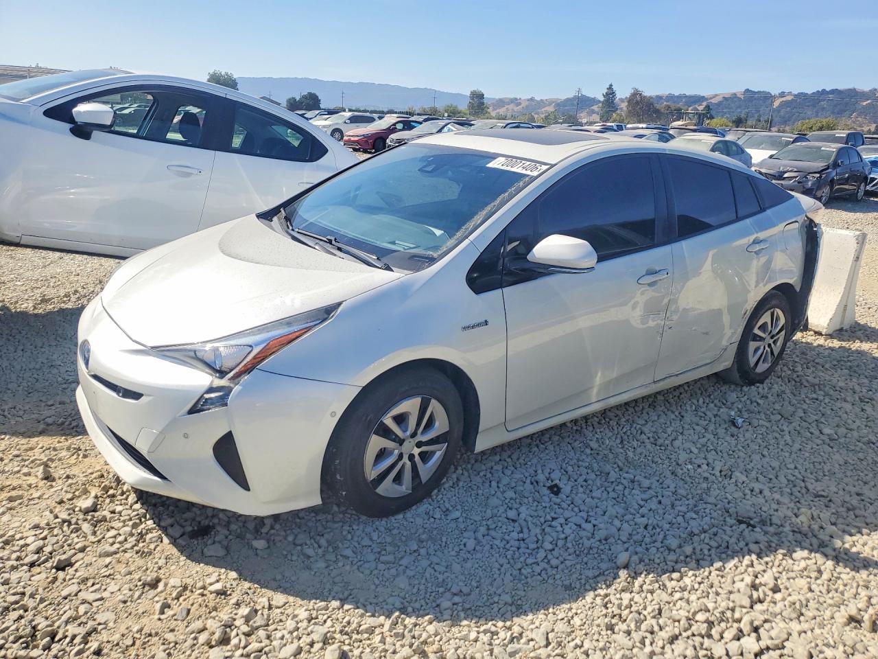 2017 TOYOTA PRIUS THREE | JTDKARFU6H3043563 | UPCARS