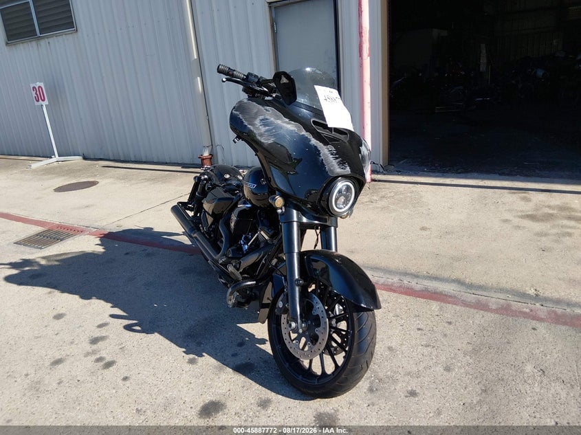 2018 HARLEY-DAVIDSON FLHX STREET GLIDE SPECIAL | 1HD1KRC10JB613330 | UPCARS