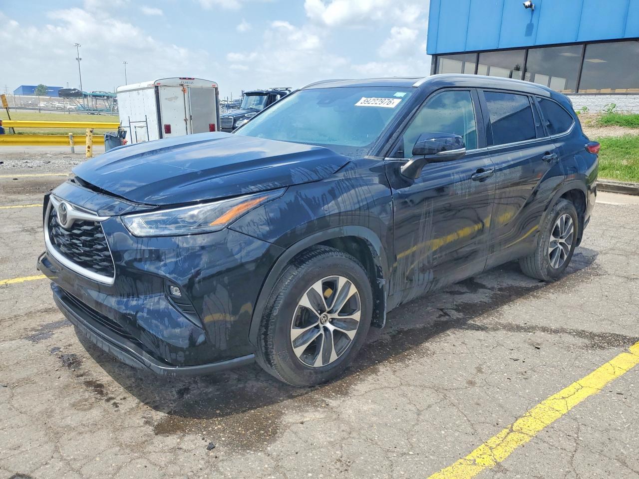 2023 TOYOTA HIGHLANDER XLE | 5TDKDRBHXPS502624 | UPCARS