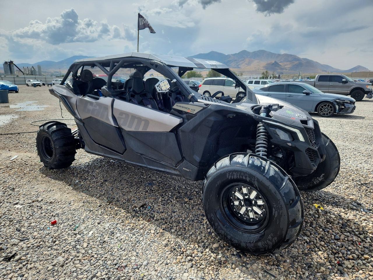2018 CAN-AM SIDEBYSIDE X DS TURBO R | 3JBVEAW46JK000508 | UPCARS