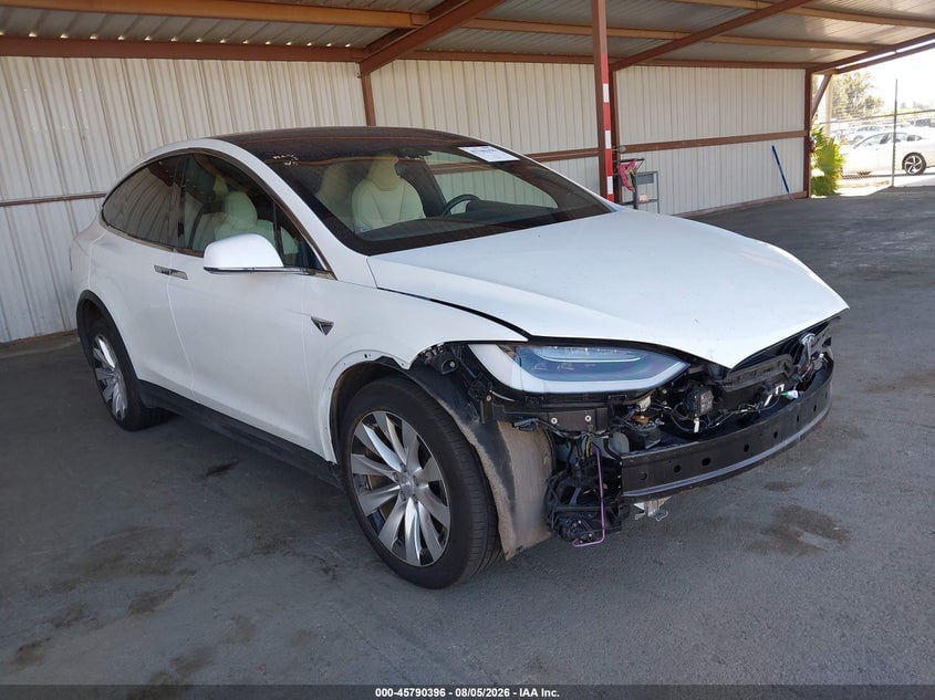 2020 TESLA MODEL X LONG RANGE DUAL MOTOR ALL-WHEEL DRIVE/LONG RANGE PLUS DUAL MOTOR ALL-WHEEL DRIVE | 5YJXCBE24LF283004 | UPCARS