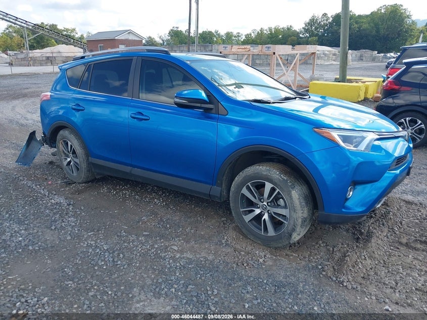 2018 TOYOTA RAV4 XLE | JTMRFREV0JJ203500 | UPCARS
