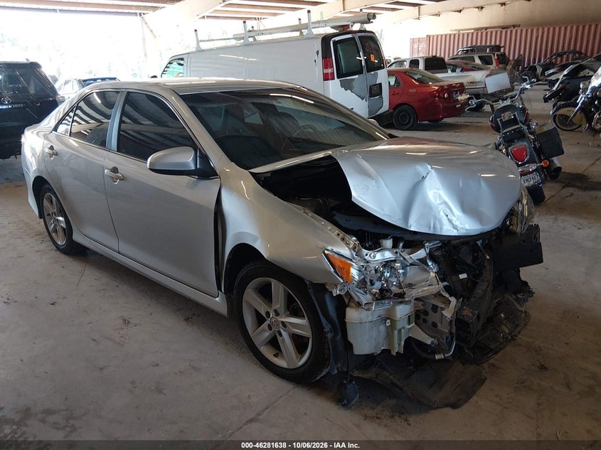 2014 TOYOTA CAMRY SE | 4T1BF1FK1EU398451 | UPCARS
