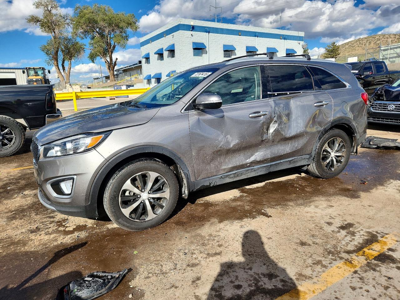 2016 KIA SORENTO EX | 5XYPH4A58GG101316 | UPCARS