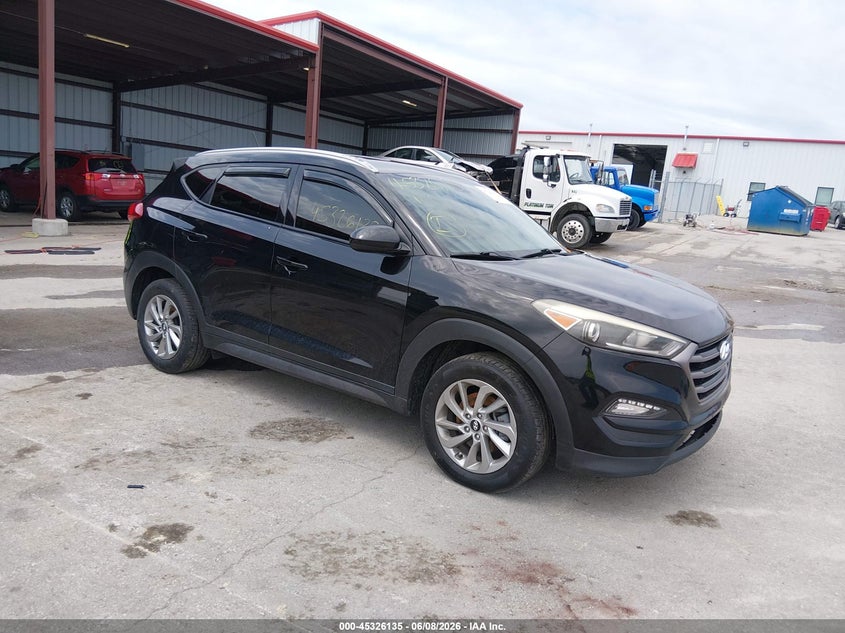 2016 HYUNDAI TUCSON SE | KM8J33A45GU212468 | UPCARS