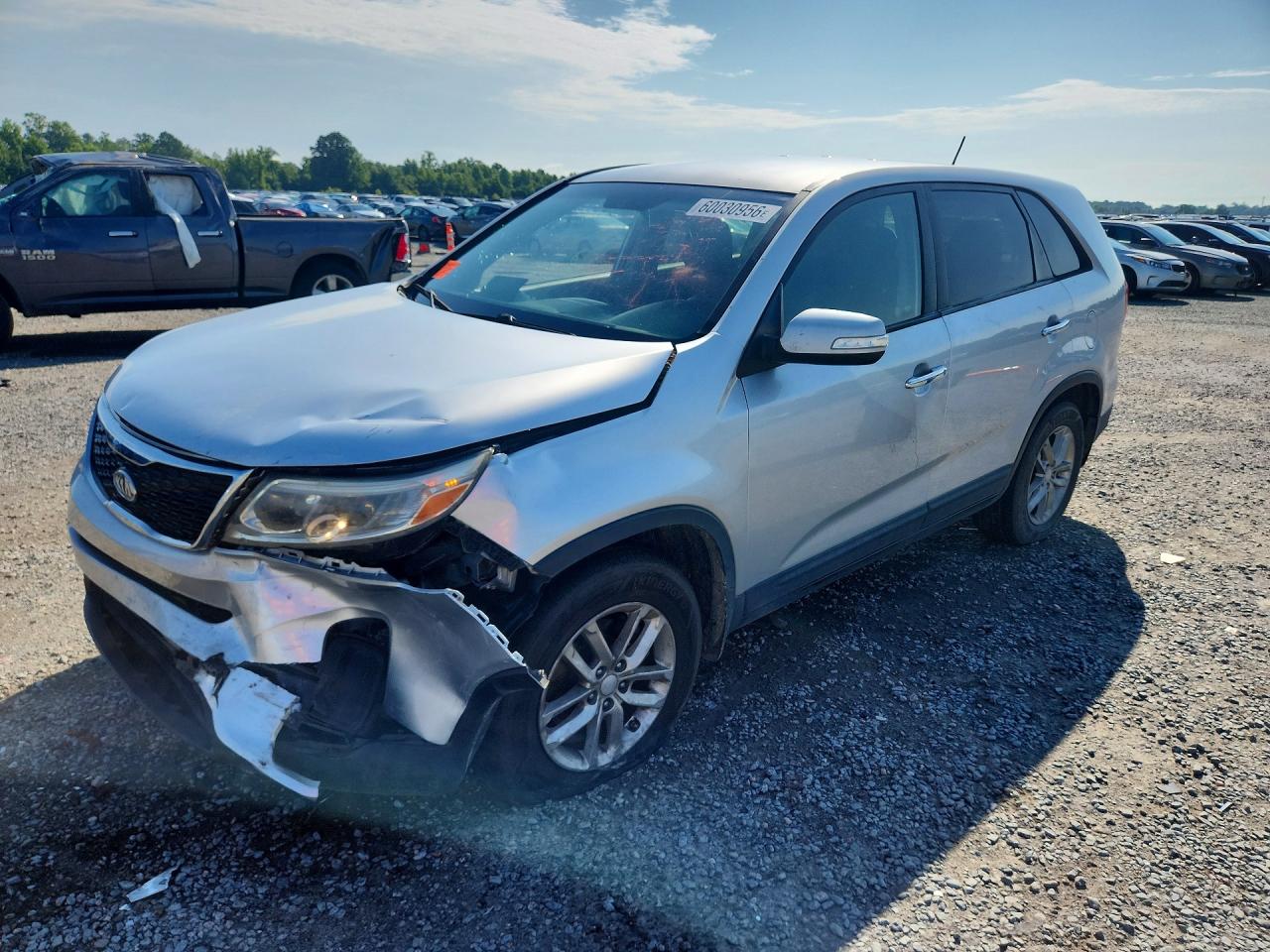 2014 KIA SORENTO LX | 5XYKT3A62EG520268 | UPCARS