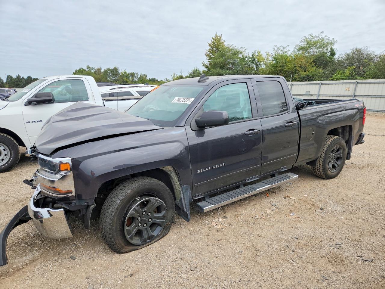 2016 CHEVROLET SILVERADO K1500 LT | 1GCVKREC7GZ108578 | UPCARS