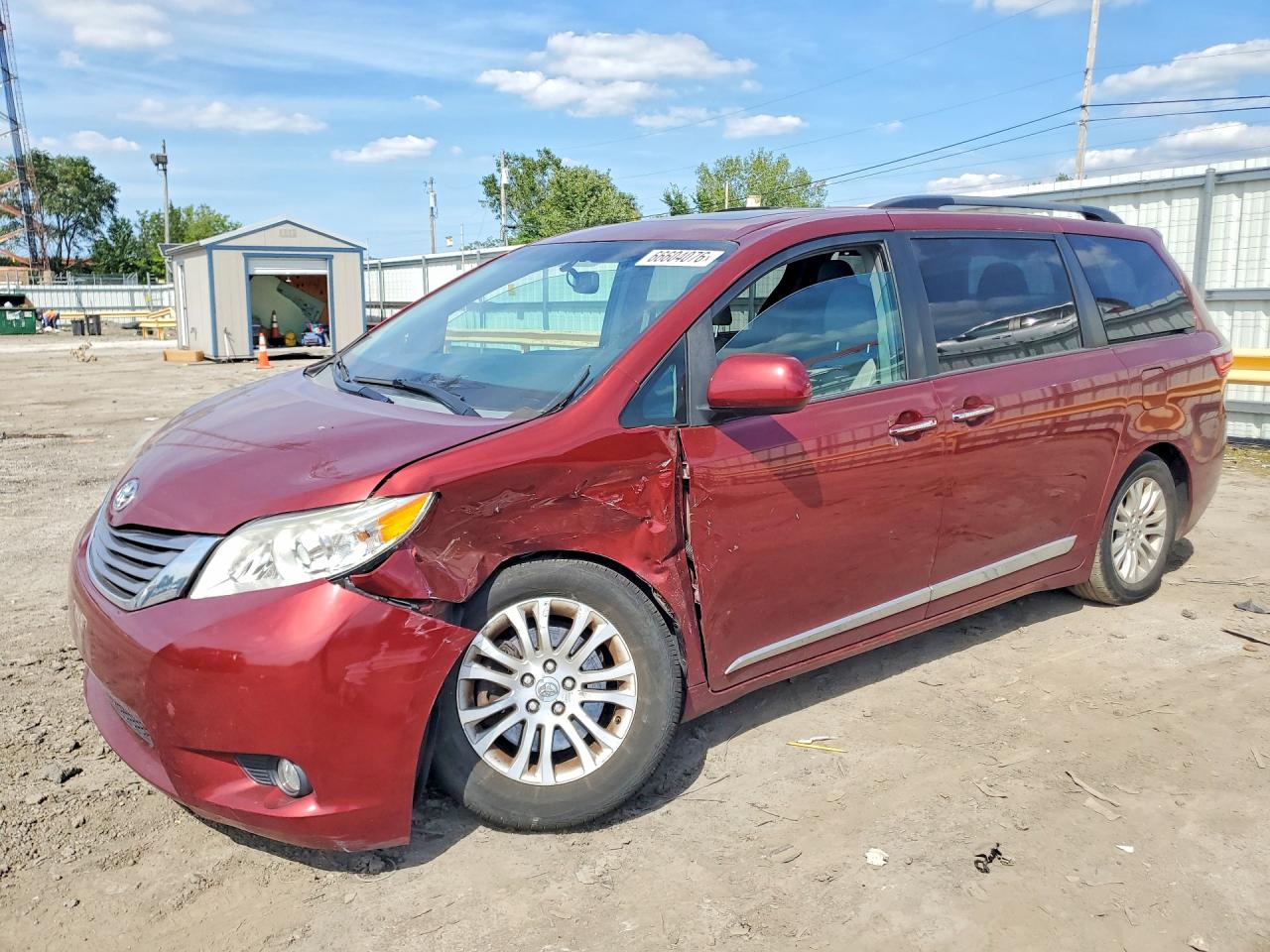 2015 TOYOTA SIENNA XLE 8-PASSENGER | 5TDYK3DC4FS679831 | UPCARS