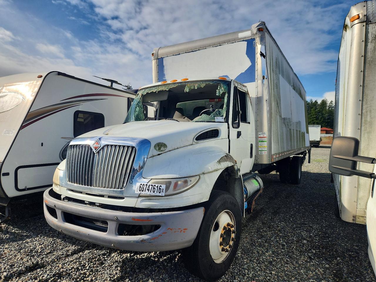 2017 INTERNATIONAL 4000 SERIE BOX TRUCK | 1HTMMMMM4HH520597 | UPCARS