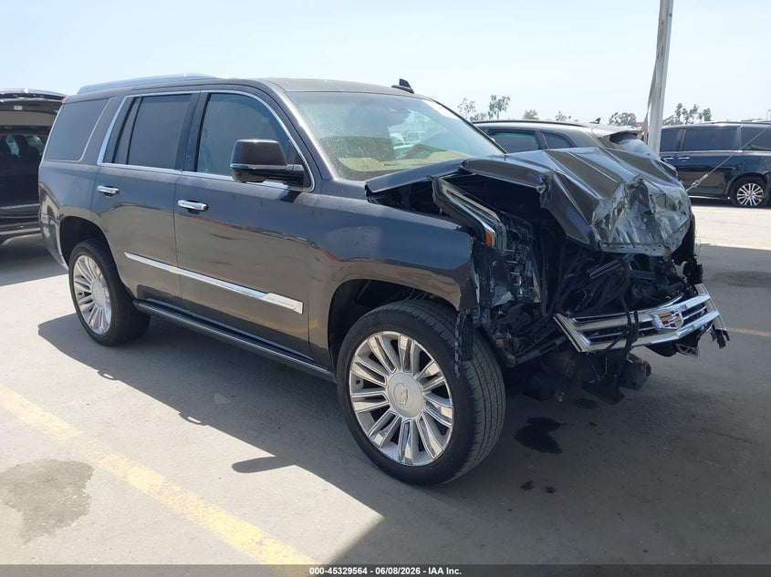 2017 CADILLAC ESCALADE PLATINUM | 1GYS4DKJ7HR272329 | UPCARS