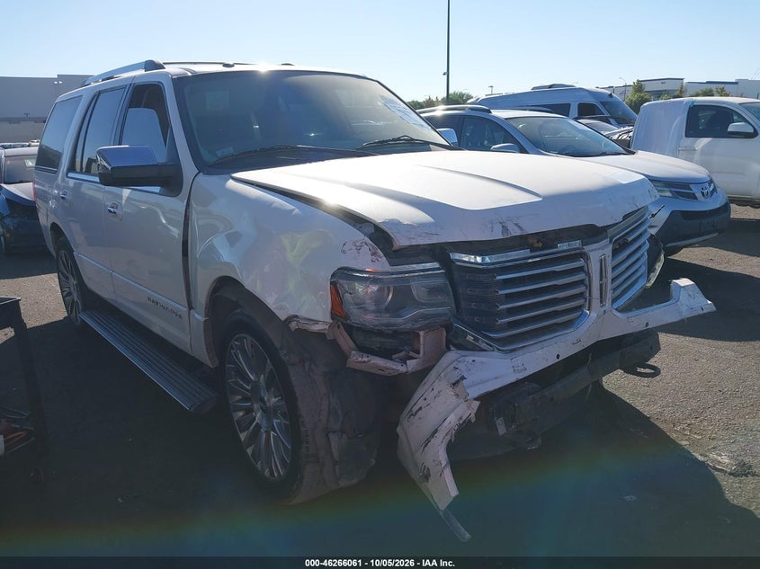 2015 LINCOLN NAVIGATOR | 5LMJJ2HT9FEJ09248 | UPCARS