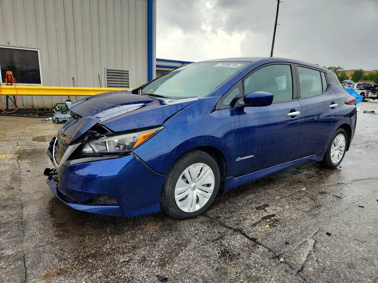 2018 NISSAN LEAF S | 1N4AZ1CP5JC300499 | UPCARS